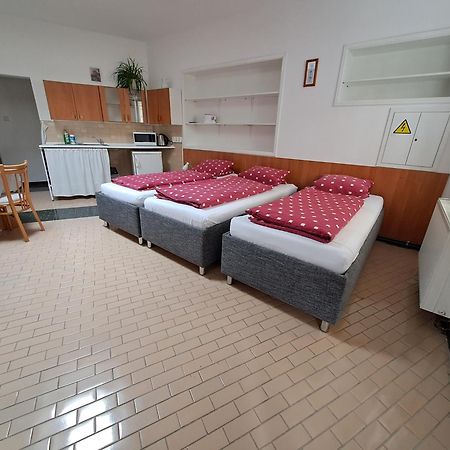 Pension Dana Karaskova Apartman Kutná Hora Szoba fotó