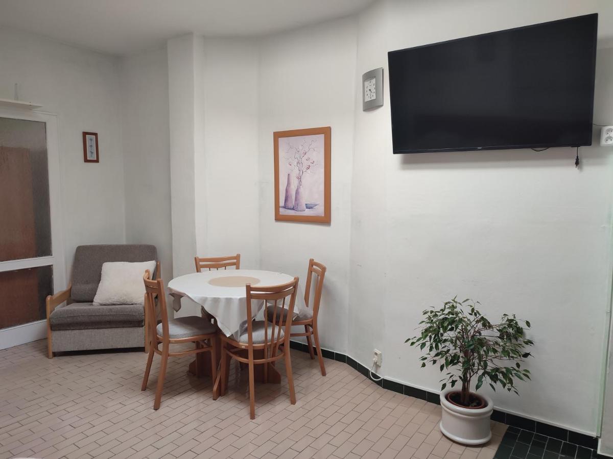 Pension Dana Karaskova Apartman Kutná Hora Kültér fotó