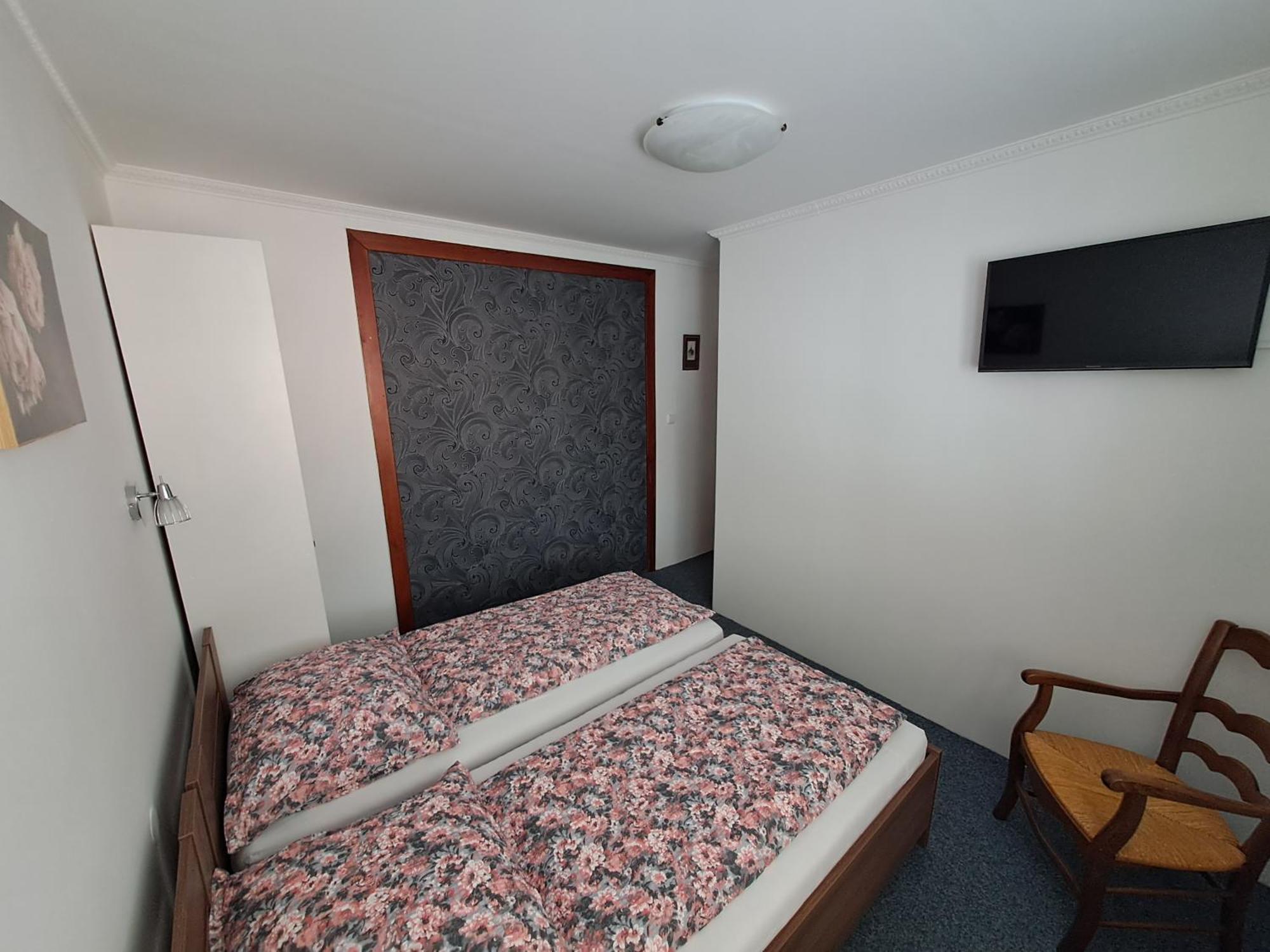 Pension Dana Karaskova Apartman Kutná Hora Szoba fotó